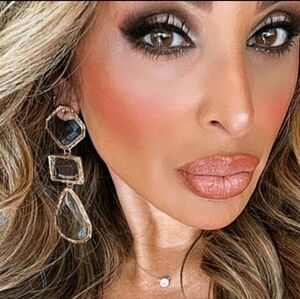 NWT Glamorous Clear Geometric Gold Drop Earrings